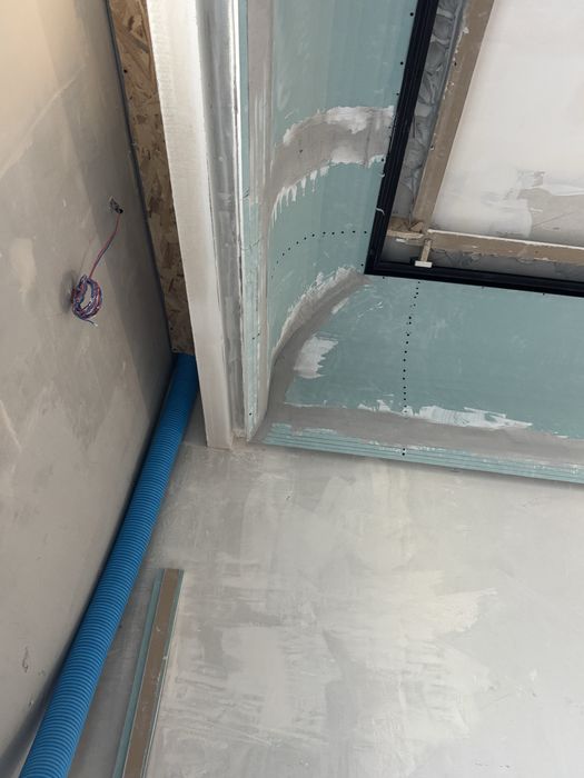 Finisaje interioare si exterioare , apartamente si case.