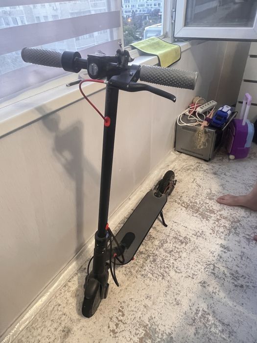 Самокат A Brand 666 черный