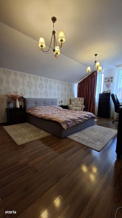 Apartament Tip Vilă | 4 Camere  | 182 mp | Curte Privată 200 mp