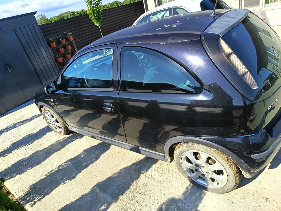 Vând Opel CORSA C