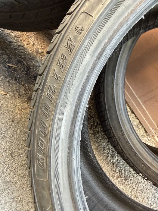 4 бр. 215/35/18 Goodride