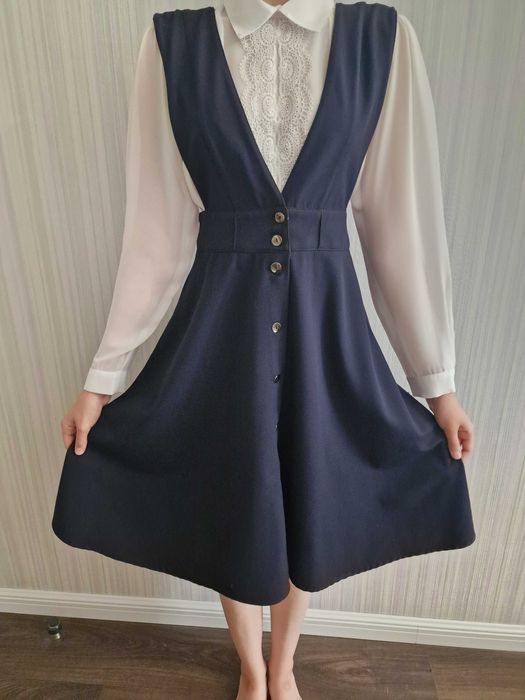 Школьный сарафан и блузка