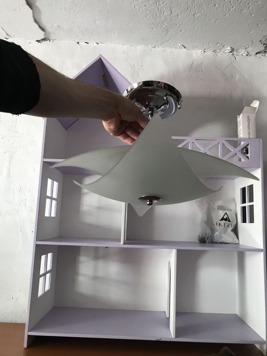 Продам Стильная Люстра