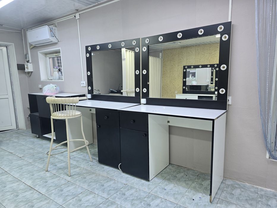 Кушетка, мебель для салона