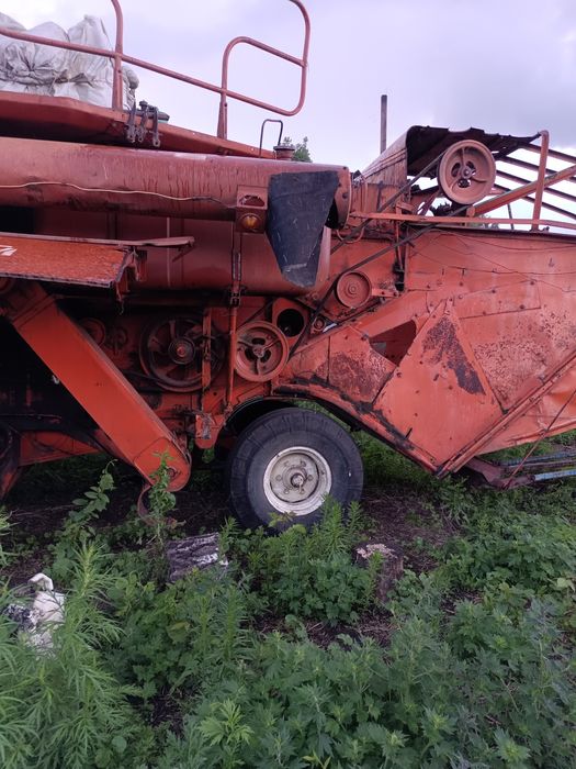 Продам комбайн Енисей 1200