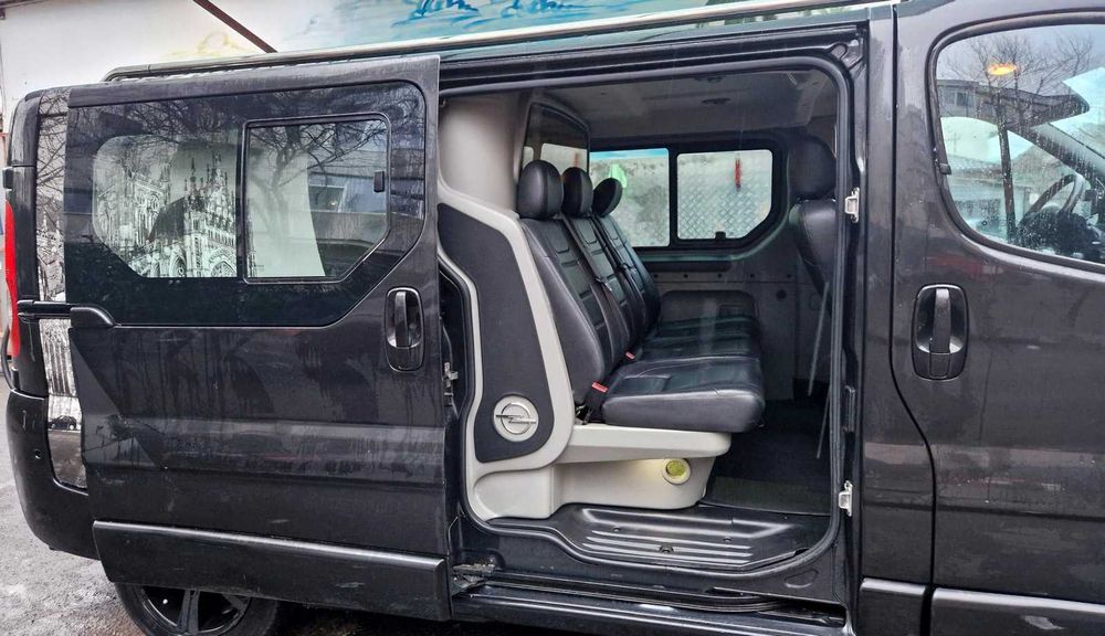 Opel Vivaro Pachet VPC. Unicat. Proprietar. Acte la zi! 7499 E