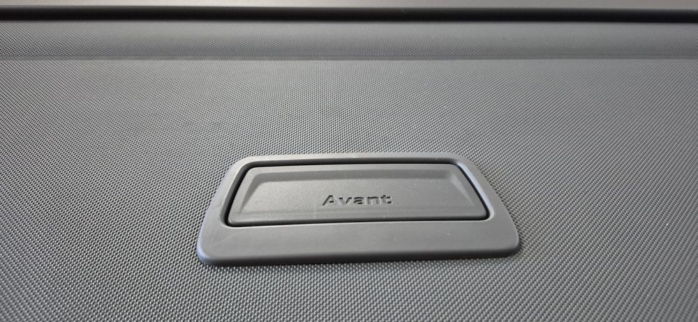 Щора за баражник AUDI A6 Avant C8