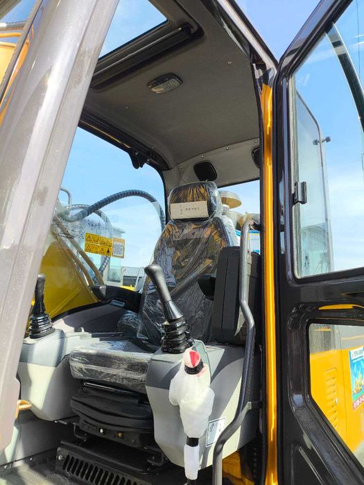 Гусеничный экскаватор XCMG-XE220C(1м3)