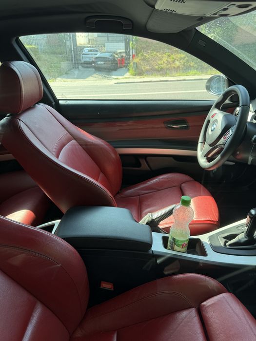 BMW E92 2.0i mesaj în privat pentru mai multe detalii
