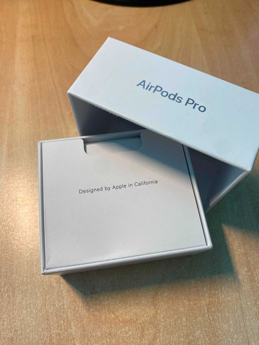 AirPods Pro 3 – NOI/SIGILATE – Calitate Premium – 389 Lei