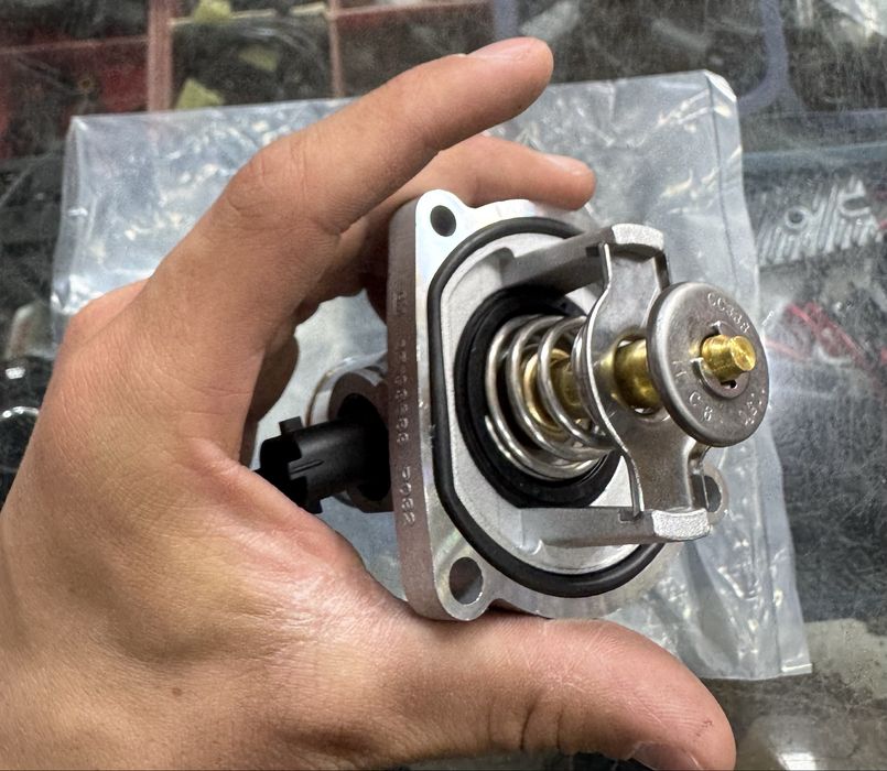 Термостат Tracker Orlando Cruze