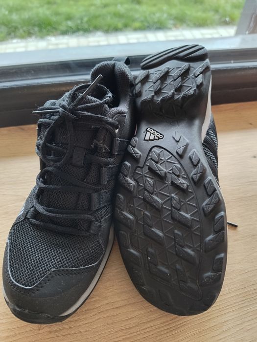 Adidași Adidas - trekkings