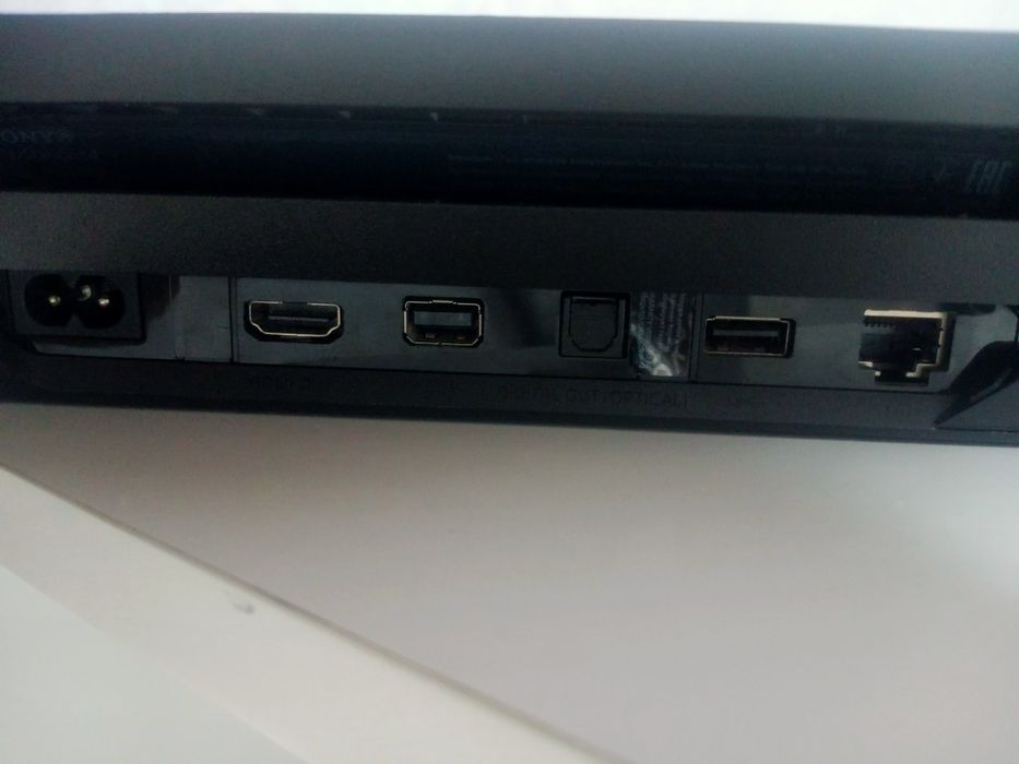 Продам PS 4 pro на 1ТБ