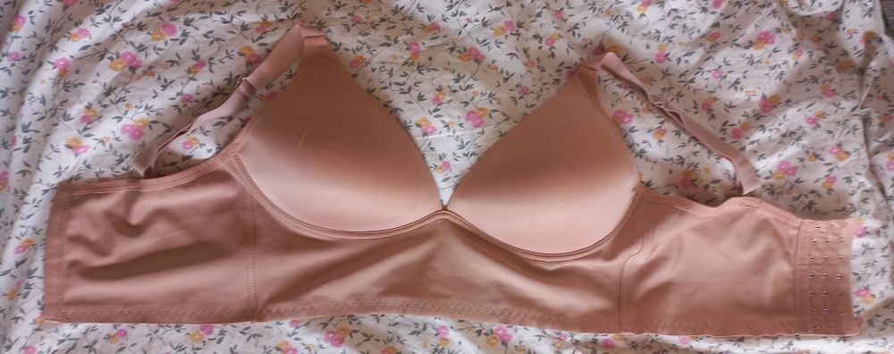 Sutien 90D nou, nepurtat, cu sustinere