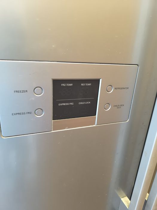 Холодильник двухкамерный