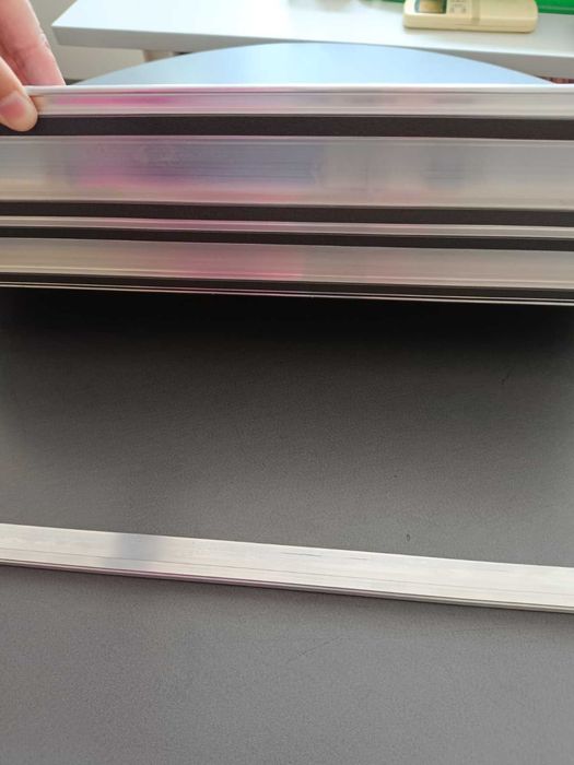 Ликвидация на алуминиеви изтривалки с мокет и размер до 75см ширина