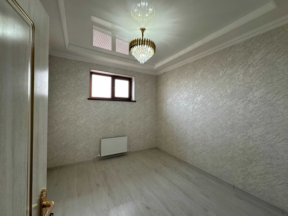 Зангиота Зиёратгохи Эркин постдан утканда янги курилган 7 хона