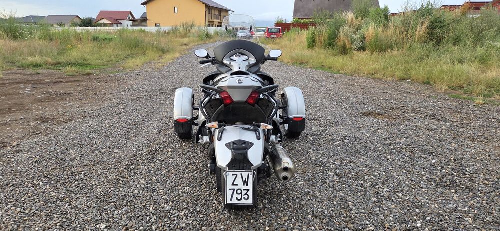 Can Am Spyder 1000cm// 2010// import Finlanda// variante atv Can Am // Cf Moto
