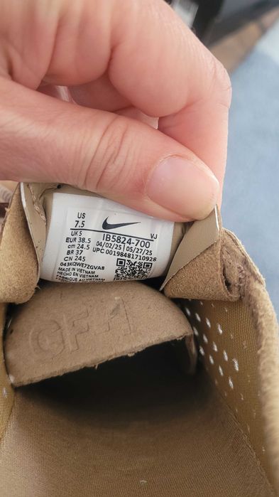 Дамски маратонки Nike Air