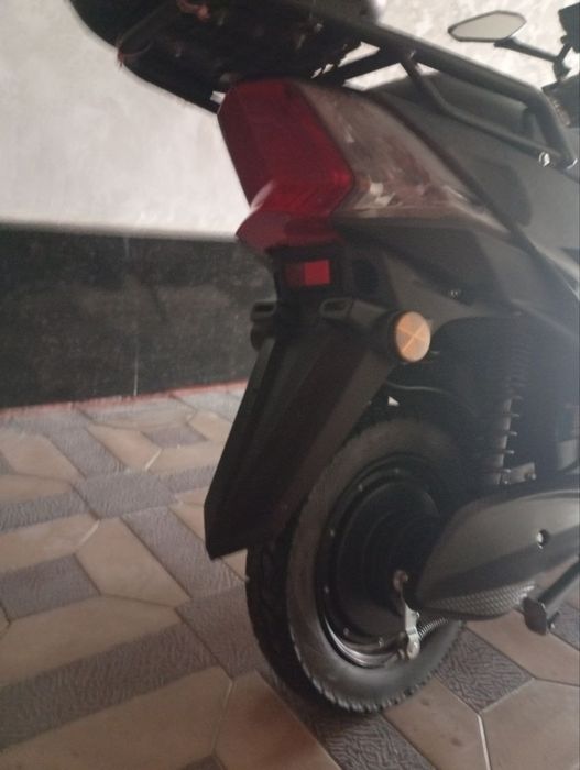 Skuter sotiladi 2025