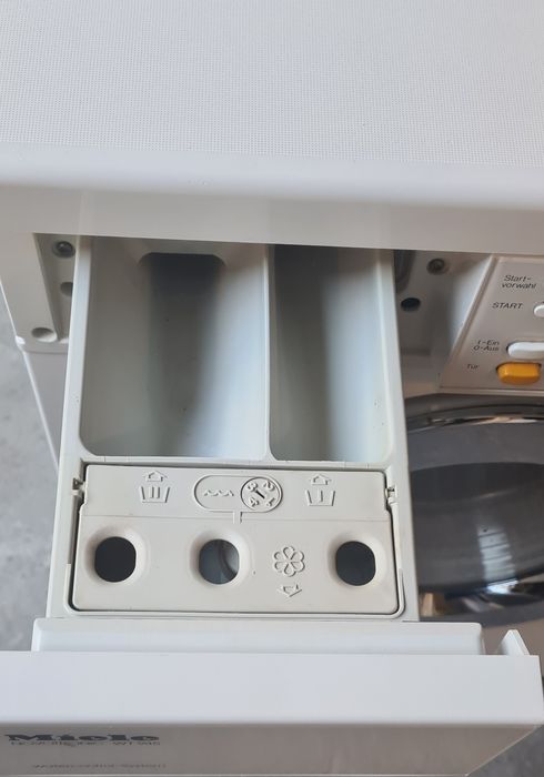 Пералня със сушилня Miele WT945  1500обр