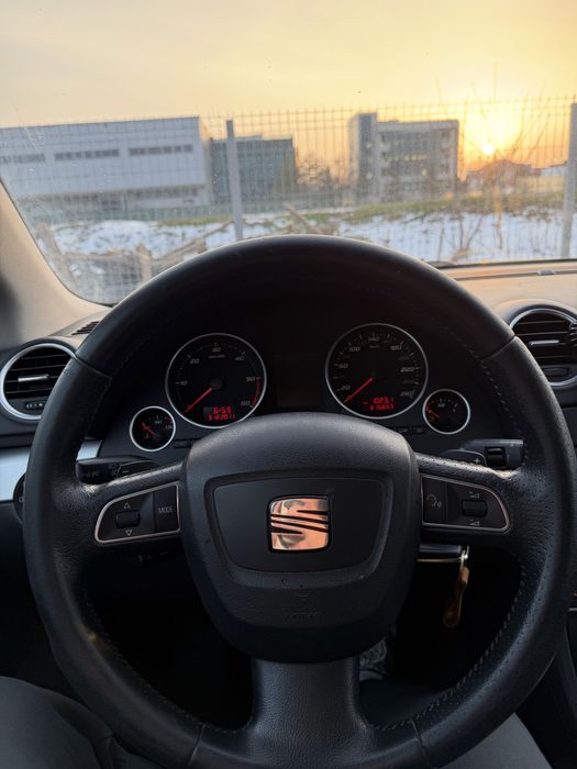 Vând Seat Exeo 2013 – 2.0 Diesel 145 CP, Automat