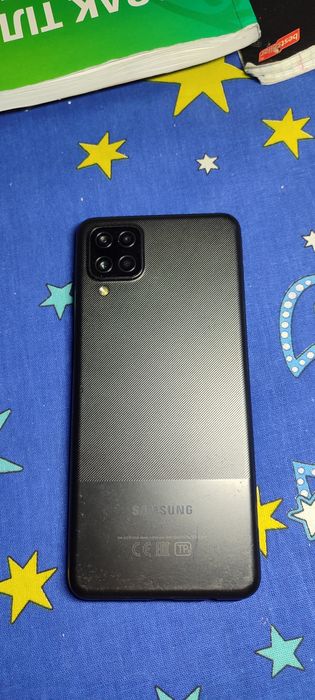 Продам Самсунг а 12