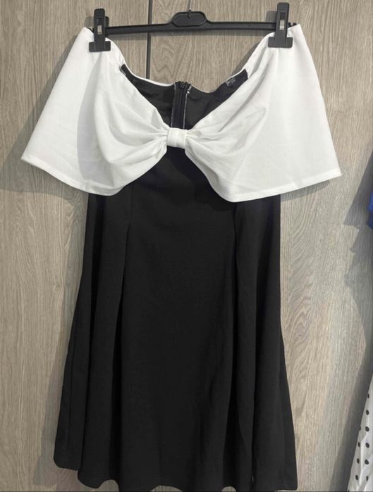 Rochie scurtă elegantă