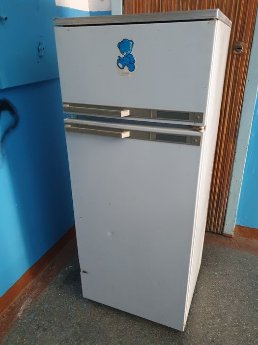 Холоделник 2 та сотилади