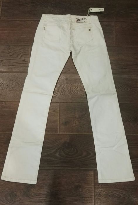 Дънки женски - разпродажба всичко на една цена