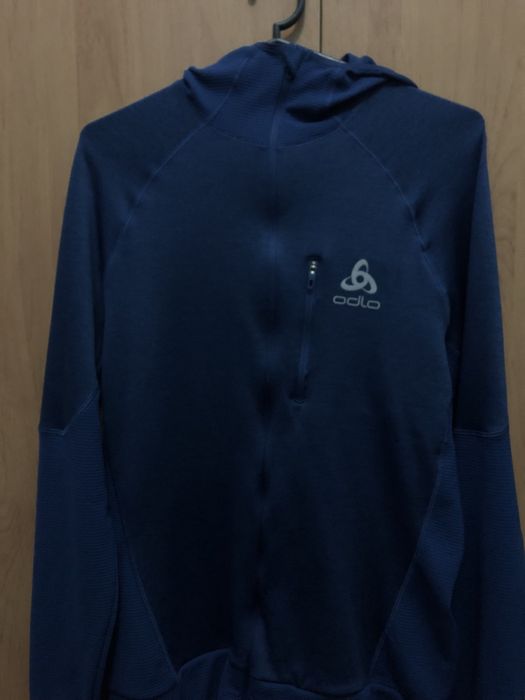 Оригинално мъжко горнище на Odlo