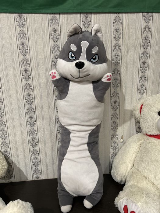 Медведь плюшевый, волк