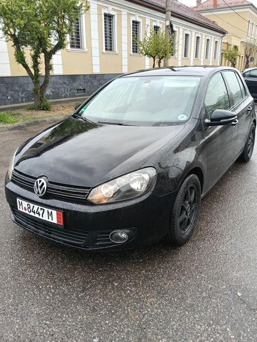 Vând Golf 6 . 2.0 tdi.