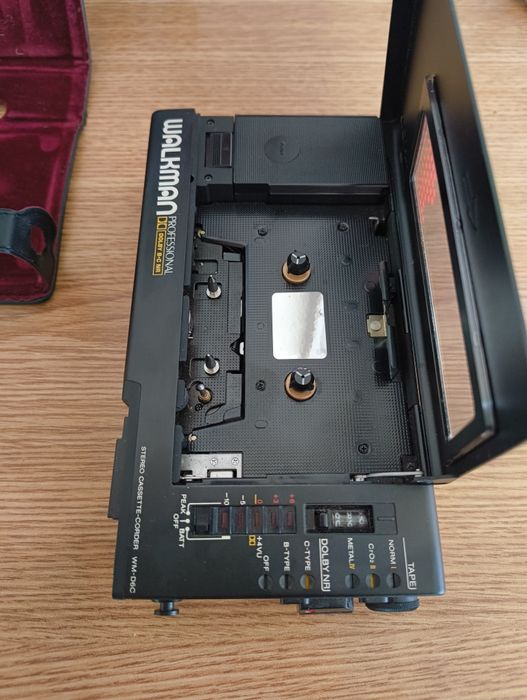 Sony WM-D6C Walkman profesional – colecție / audiofili Onesti • OLX.ro