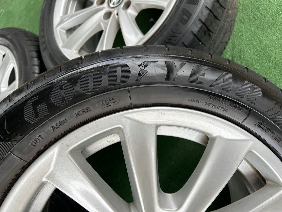 5x120 17 за vw transporter T5 T6 със летни гуми goodyear