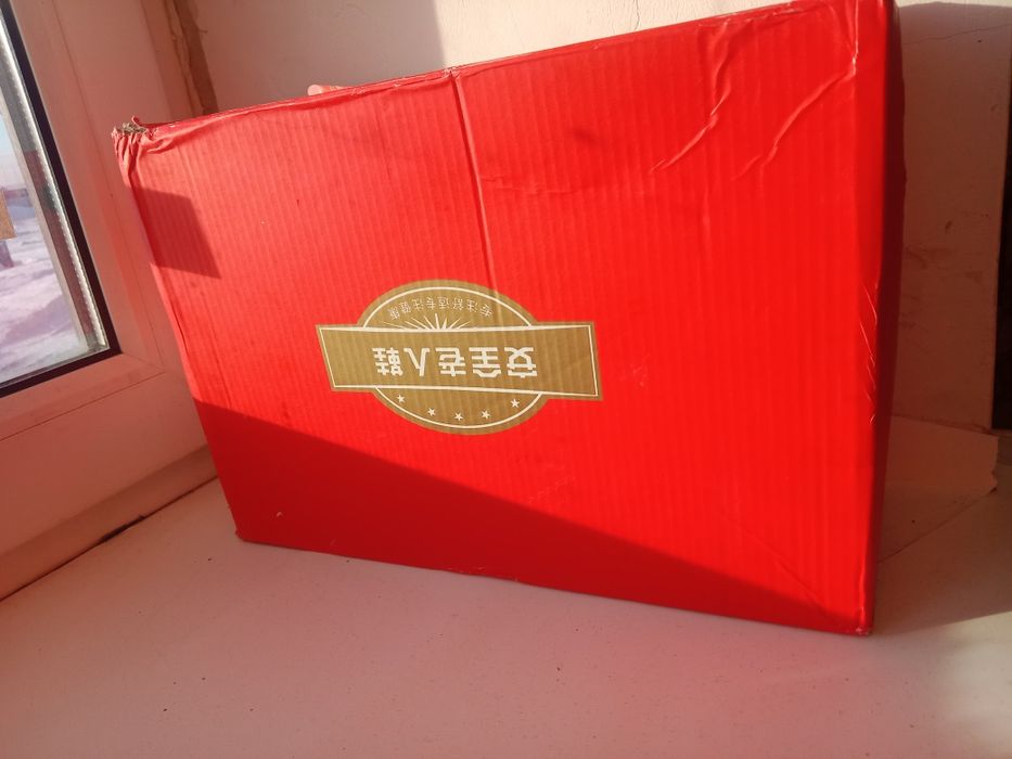 Женская обувь кроссовки