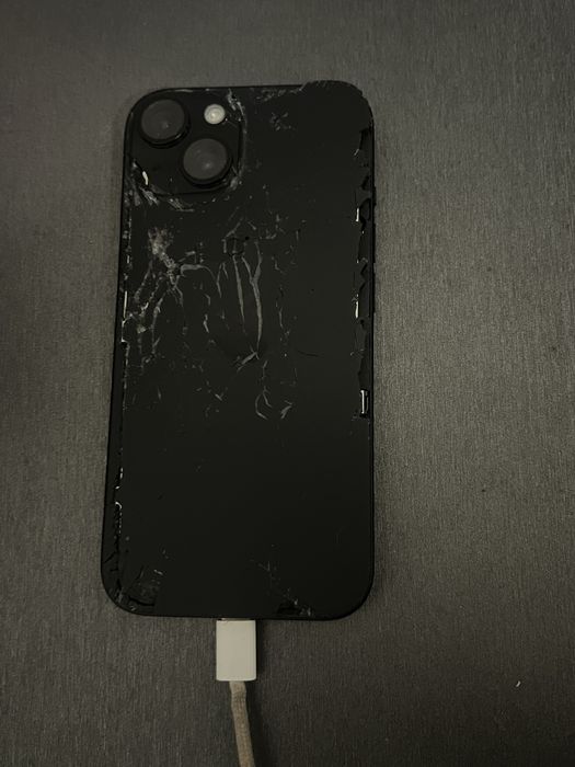 Iphone 15 pentru cine vrea sa il repare