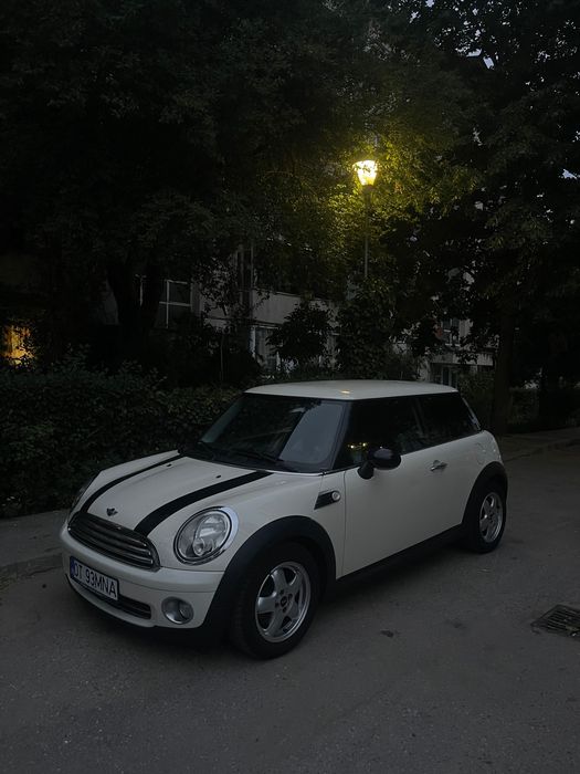 Vând Mini Cooper One