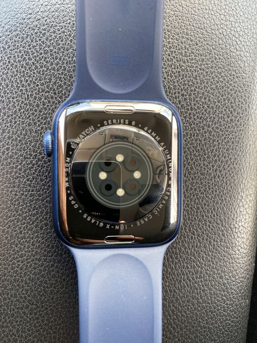 Apple watch 6/44 mm