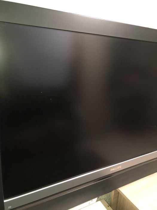 Телевизор “philips”