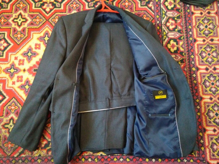 Продаются мужской костюм брюки классик