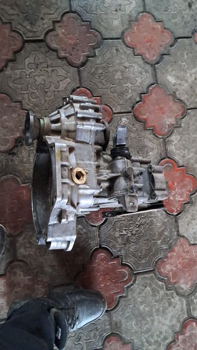 Коробка 1.8 гольф 3 мкпп