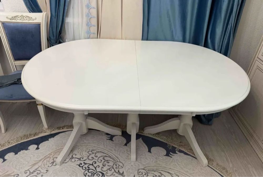 Стол состояние жаксы почти новый