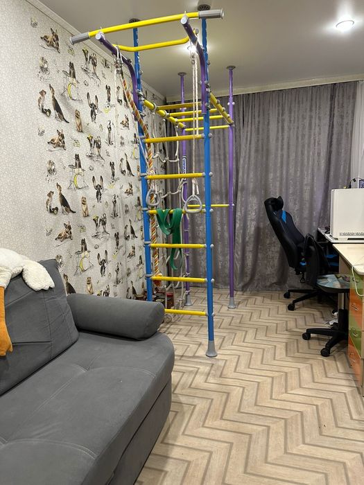 Продам трёхкомнатную квартиру