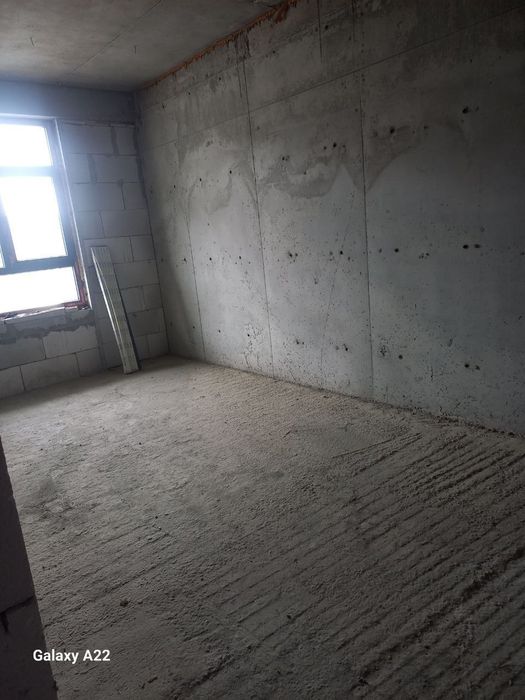 2 хонали квартира 3 этаж Бухара сити