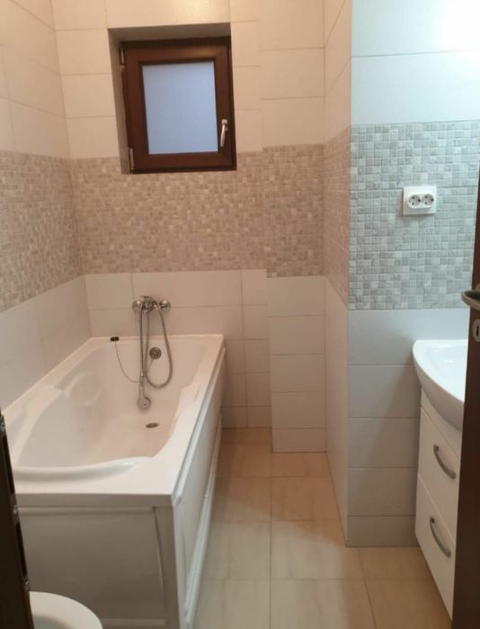 Ofer spre inchiriere garsoniera Pitesti