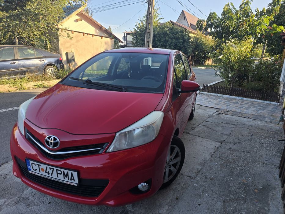 Toyota Yaris benzina