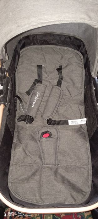 Bolalar aravachasi kalaska sotiladi