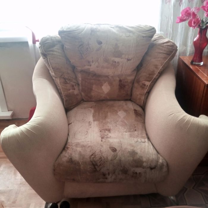 Диван и два кресла