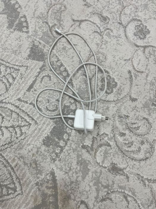 Ноутбук iPhone хорошее состояние б/у